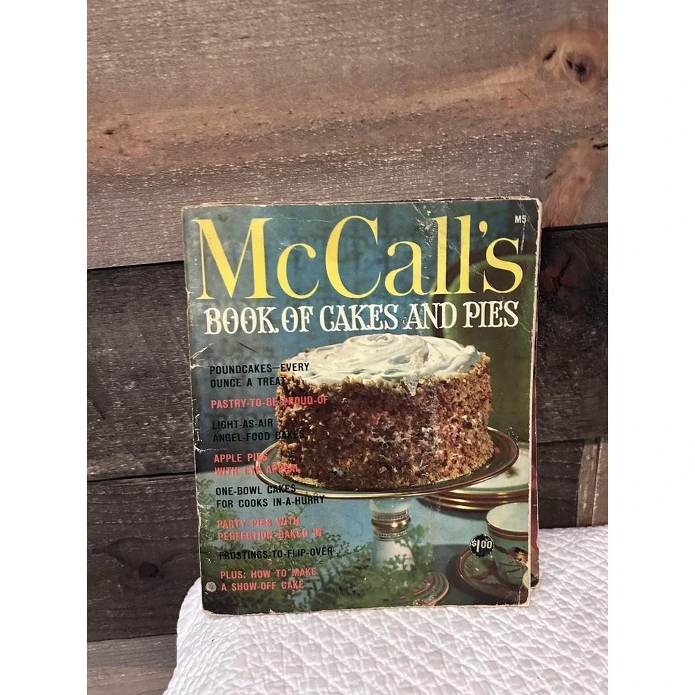 Vintage Lot of 3‎ McCall's Book of Meats Casserole Cake